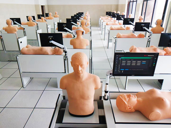 醫院模擬教學設備，胸部聽診與腹部觸診檢查訓練系統